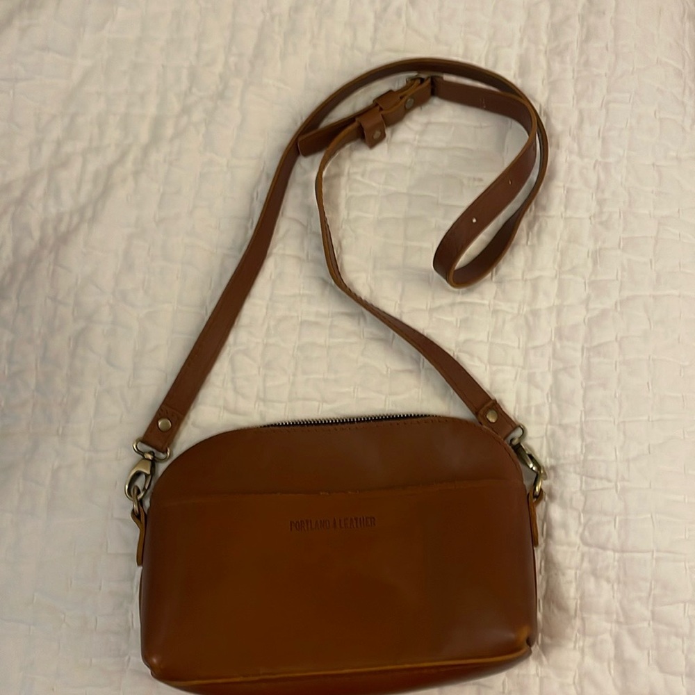 Portland Leather Toaster Crossbody honey brown